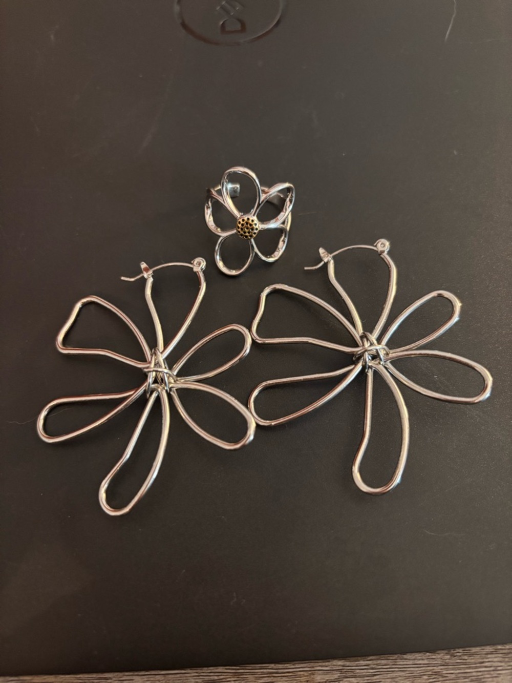 Sterling Silver Daisy Earrings/Ring - Picture 2 of 2